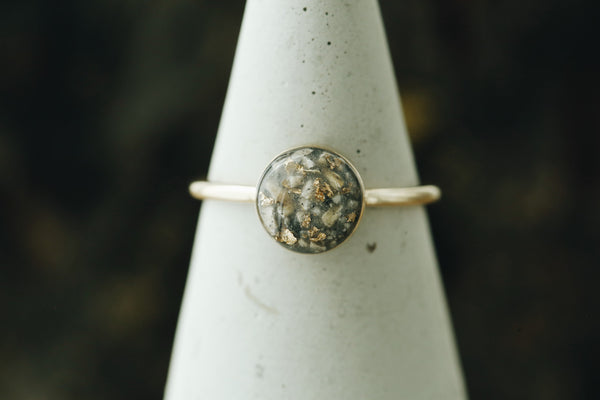 Solid Gold Round Ring